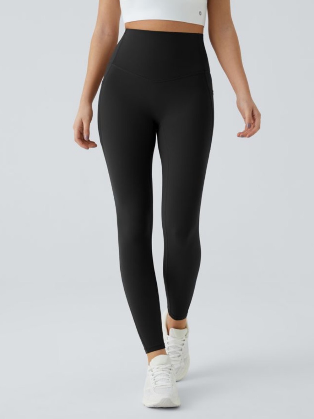 NWT Halara Ultrasculpt High Waisted Pocket Black 7/8 Leggings. Sz S